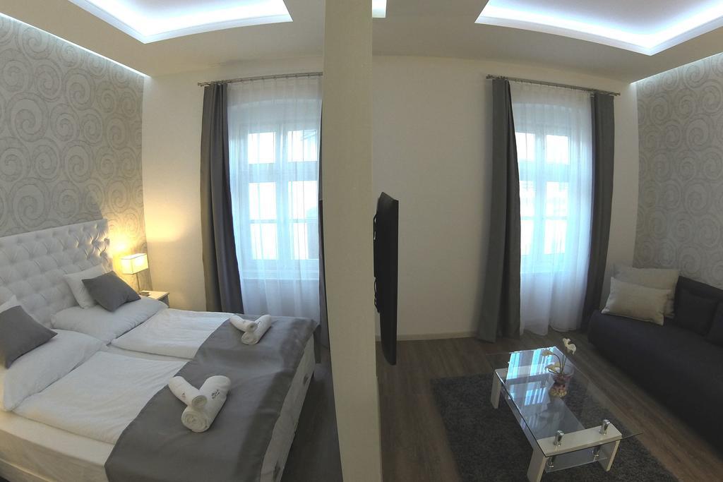 Munkacsy Hotel Bekescsaba Δωμάτιο φωτογραφία
